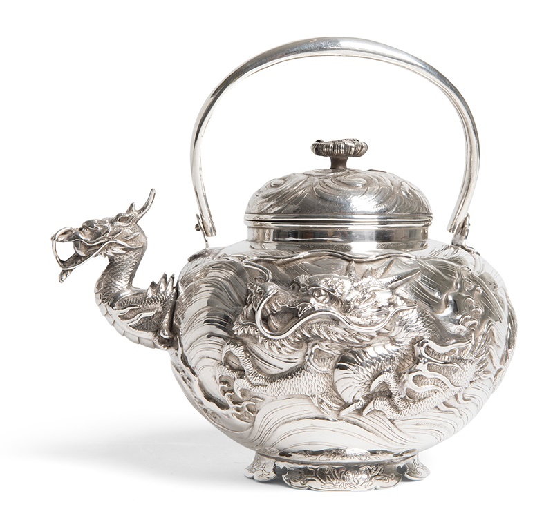 LOT 243 | MEIJI SILVER 'DRAGON' LIDDED TEAPOT 明治 銀質龍紋茶壺